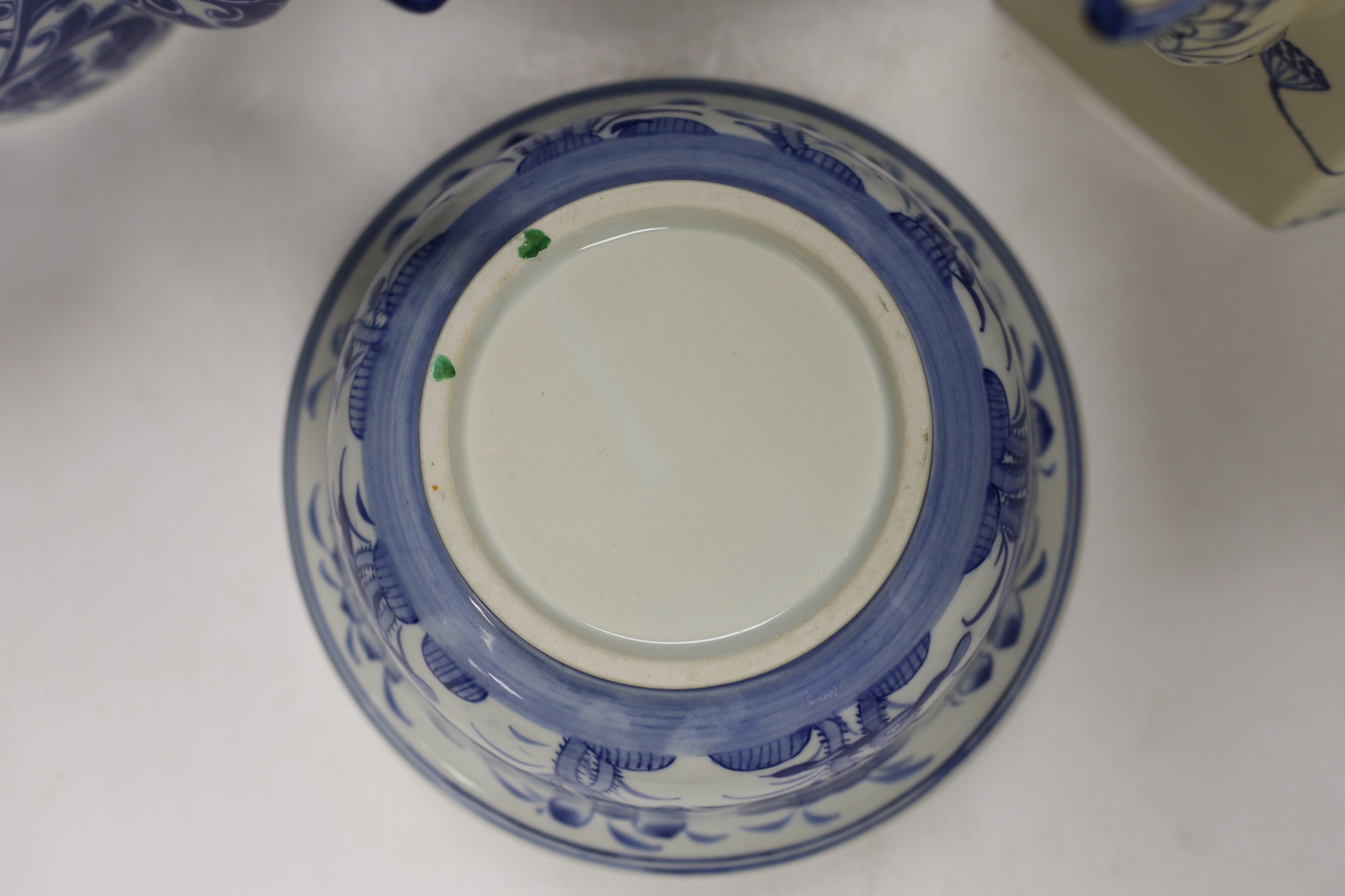 Four modern Chinese blue and white ceramic items; two teapots, a lidded vessel and a bowl, tallest 23.5cm